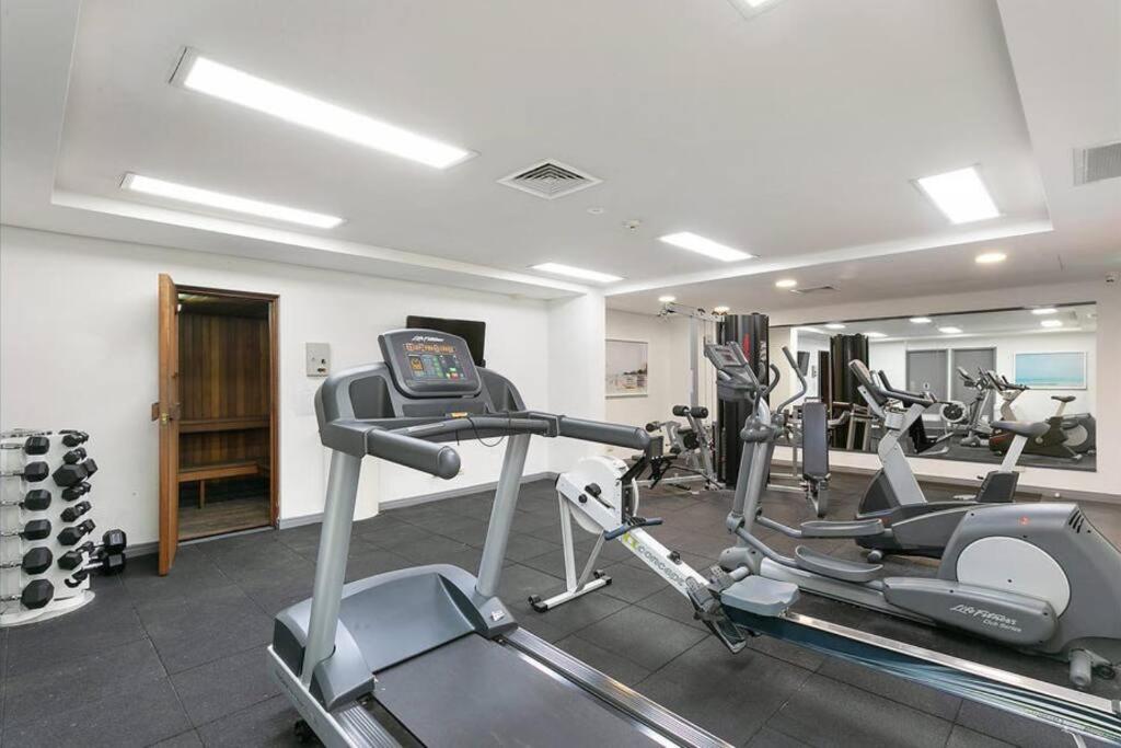 Apartment Manly Vibes - Fabulous Design With Gym, Sauna, Streaming, Right Opposite Wharf & Sydney