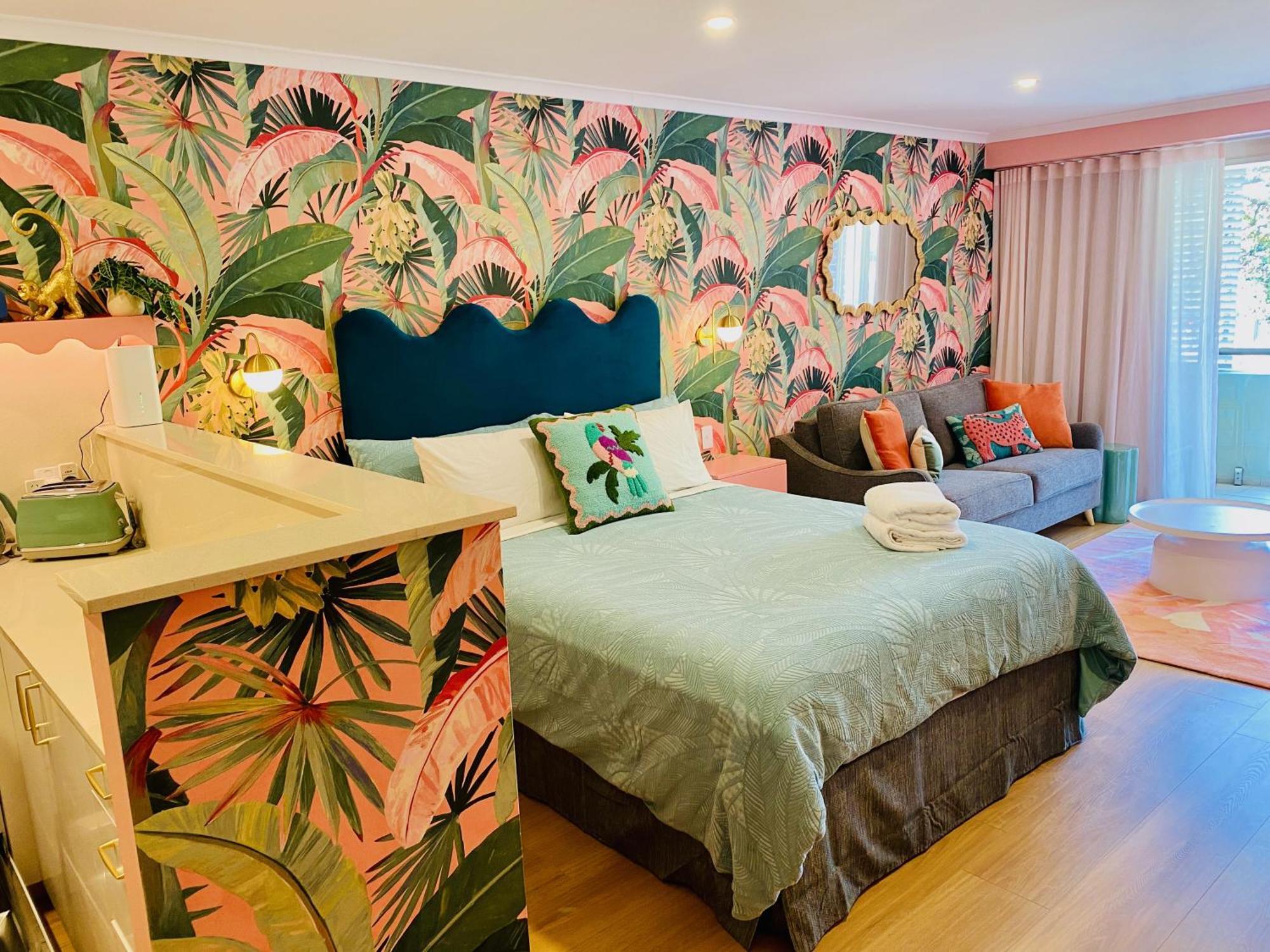 Manly Vibes - Fabulous Design With Gym, Sauna, Streaming, Right Opposite Wharf & Sydney