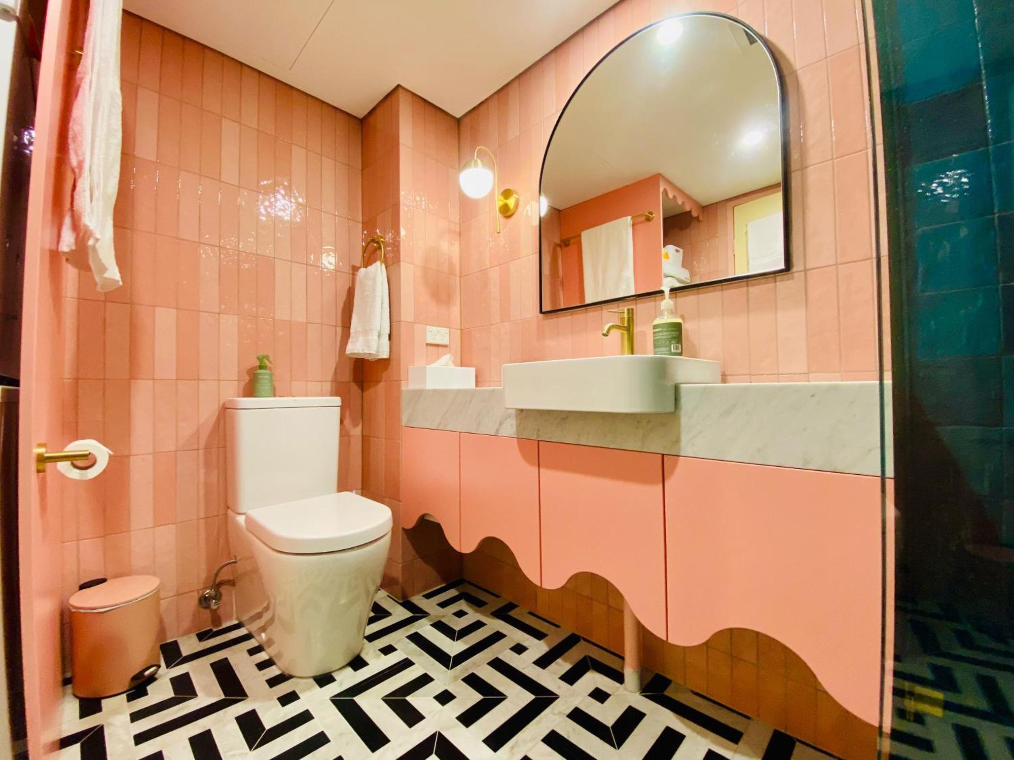 Manly Vibes - Fabulous Design With Gym, Sauna, Streaming, Right Opposite Wharf & Apartment *
